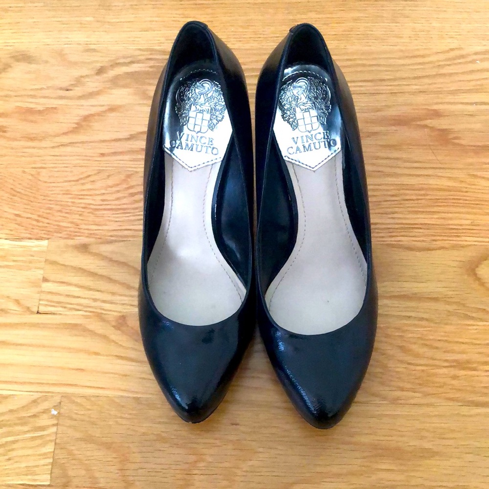 Black Vince Camuto heels